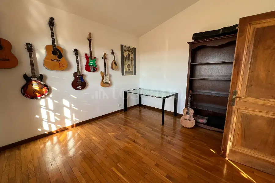Villa Bifamiliare in vendita di 140 mq a €295.000 (rif. 95/2025)