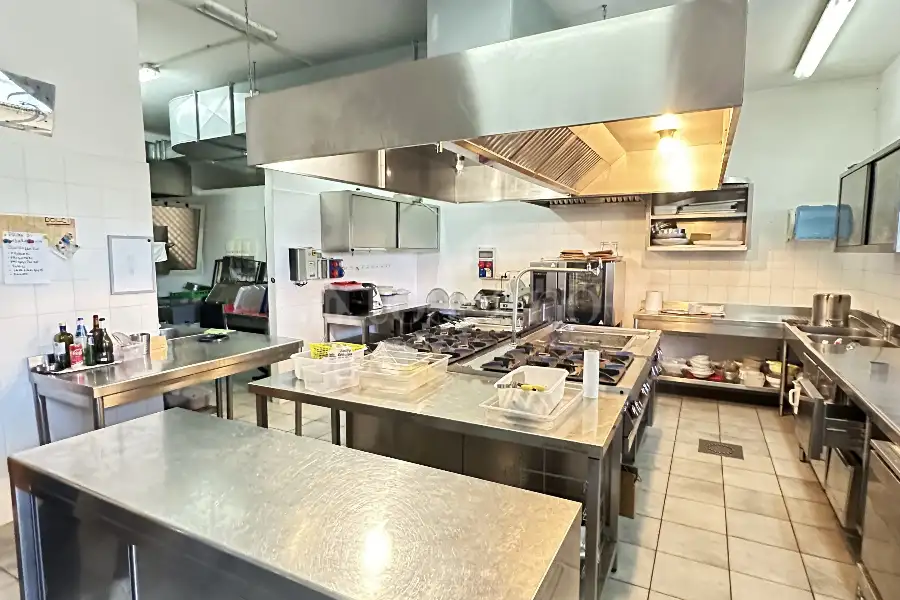 Albergo in vendita di 1.125 mq a €1.195.000 (rif. 55/2025)