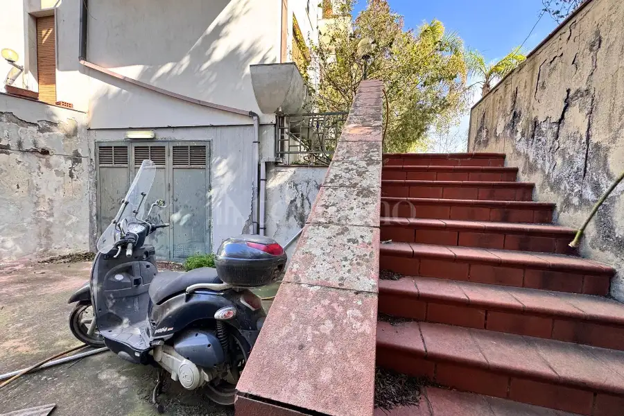 Villa in vendita di 300 mq a €420.000 (rif. 16/2026)