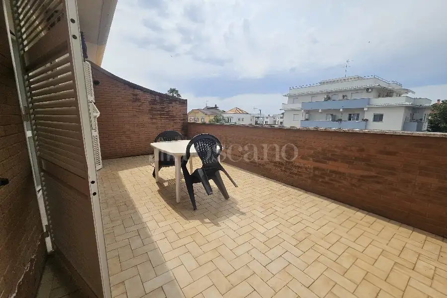 Villa Bifamiliare in vendita di 300 mq a €275.000 (rif. 62/2025)