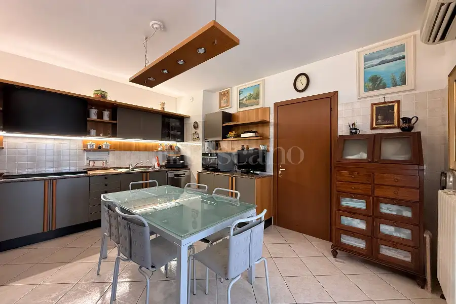 Superattico in vendita di 210 mq a €930.000 (rif. 29/2026)