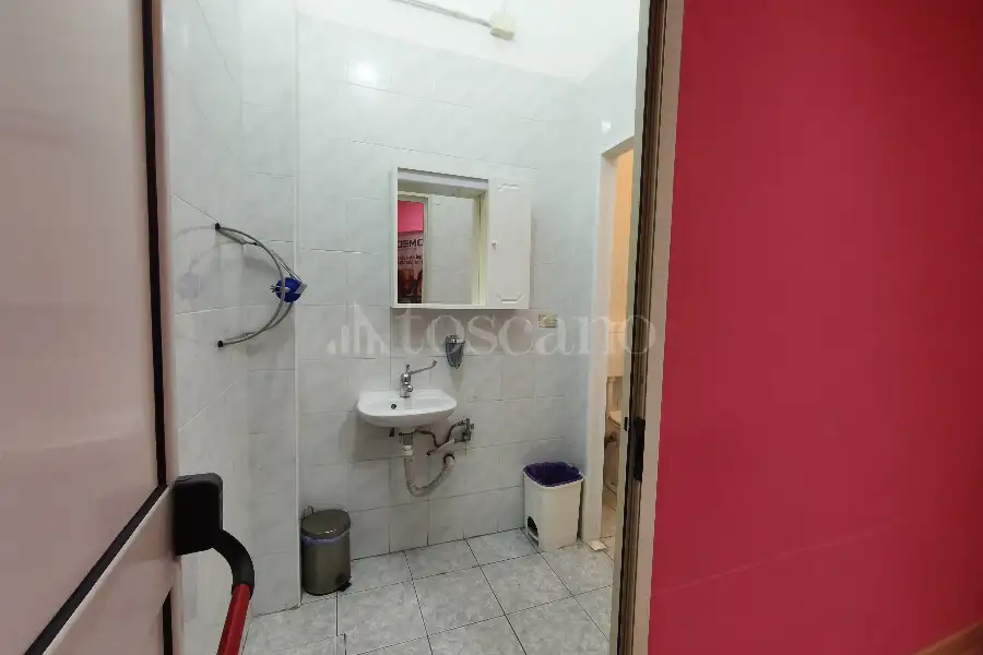 Ufficio in vendita di 272 mq a €340.000 (rif. 24/2026)