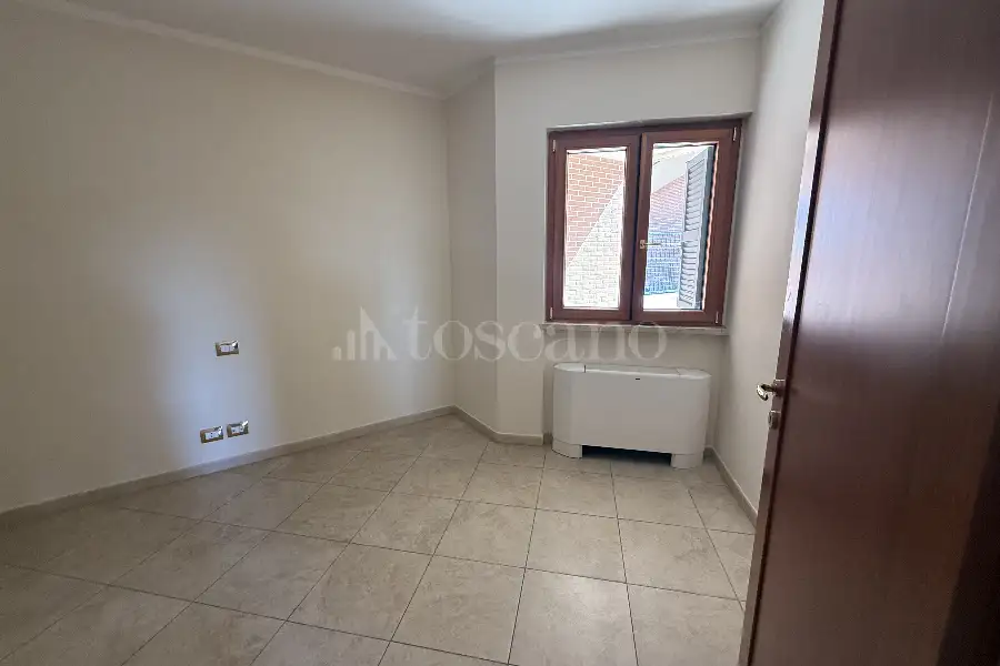 Villa Bifamiliare in affitto di 135 mq a €1.900 (rif. 9/2026)