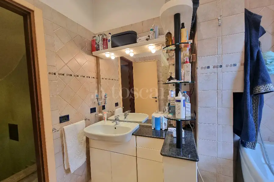 Villa Bifamiliare in vendita di 184 mq a €360.000 (rif. 42/2025)