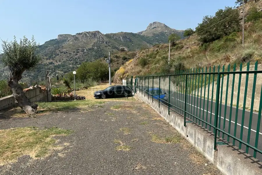 Villino a Schiera in vendita di 182 mq a €210.000 (rif. 31/2023)