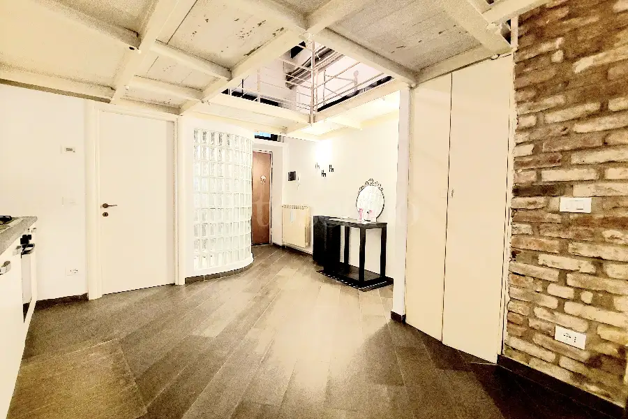 Loft in affitto di 65 mq a €1.250 (rif. 23/2026)