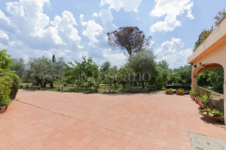 Casa in vendita di 430 mq a €1.250.000 (rif. 25/2025)