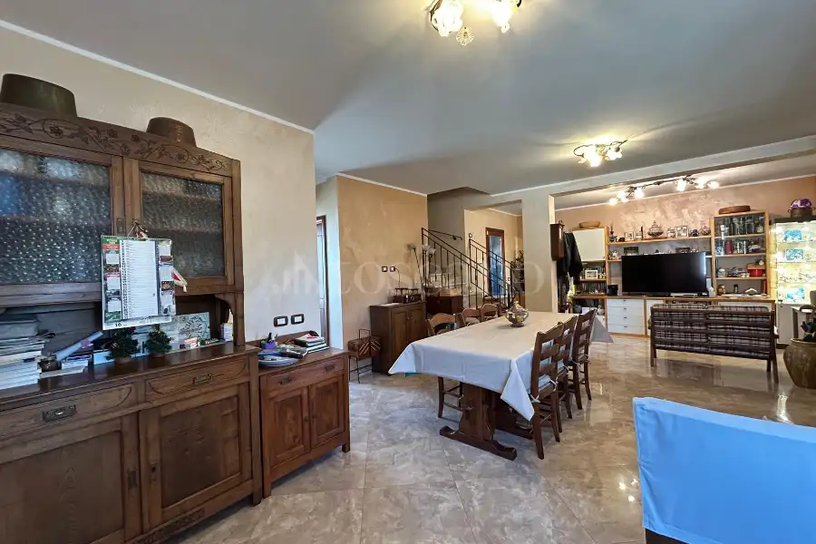 Villa in vendita di 220 mq a €589.000 (rif. 90/2025)