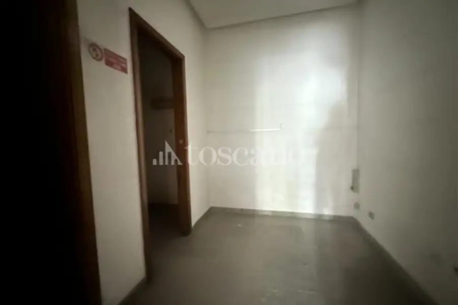 Negozio in vendita di 318 mq a €470.000 (rif. 30/2025)