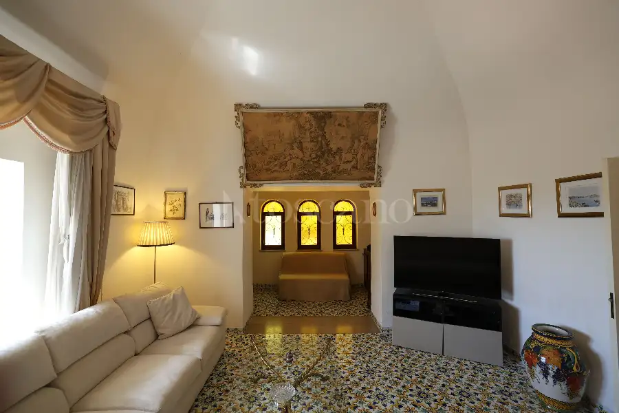 Villa in vendita di 500 mq a €1.080.000 (rif. 46/2025)