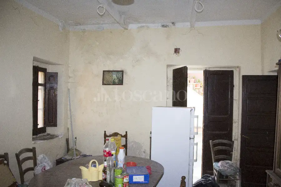 Casa Indipendente in vendita di 131 mq a €39.000 (rif. 35/2023)