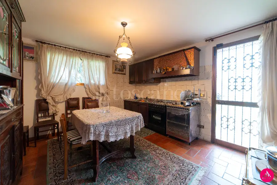 Villa in vendita di 280 mq a €390.000 (rif. 19/2026)