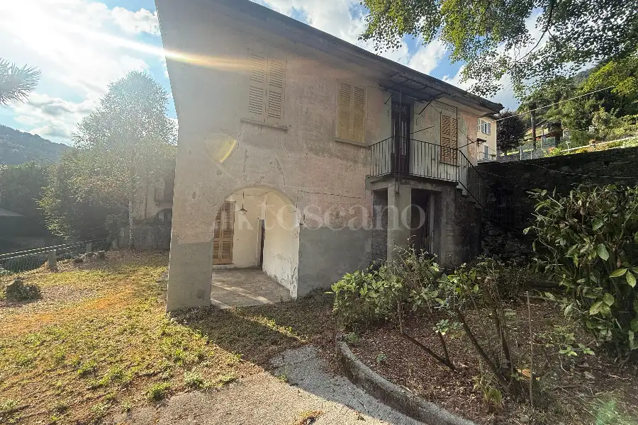 Casa Indipendente in vendita di 200 mq a €135.000 (rif. 25/2025)