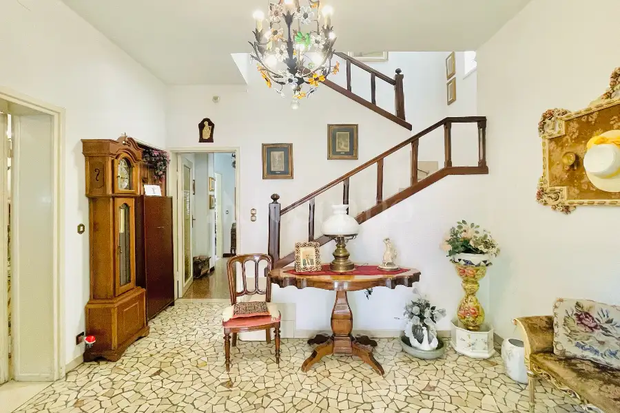 Villa in vendita di 300 mq a €650.000 (rif. 73/2025)