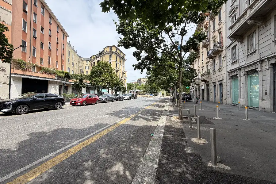 Negozio in affitto di 40 mq a €1.600 (rif. 22/2026)