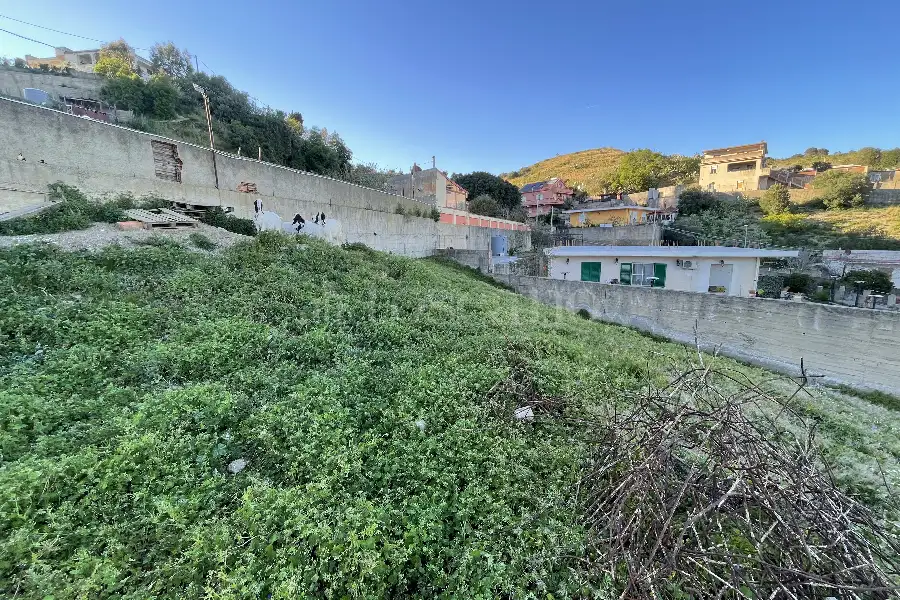 Agricolo in vendita di 1.110 mq a €21.000 (rif. 13/2026)