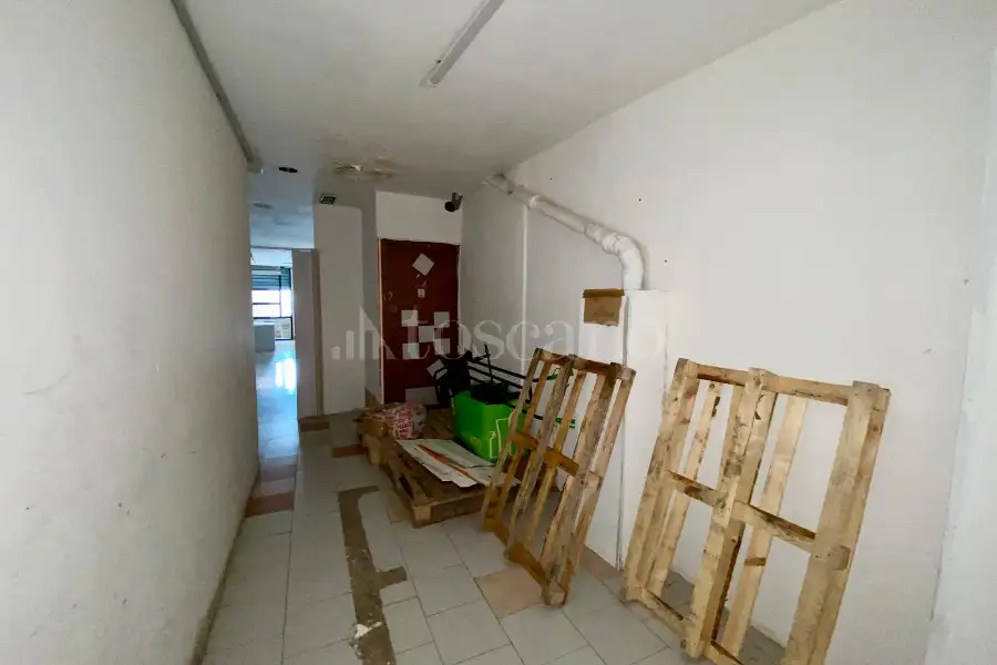 Negozio in vendita di 93 mq a €110.000 (rif. 28/2026)
