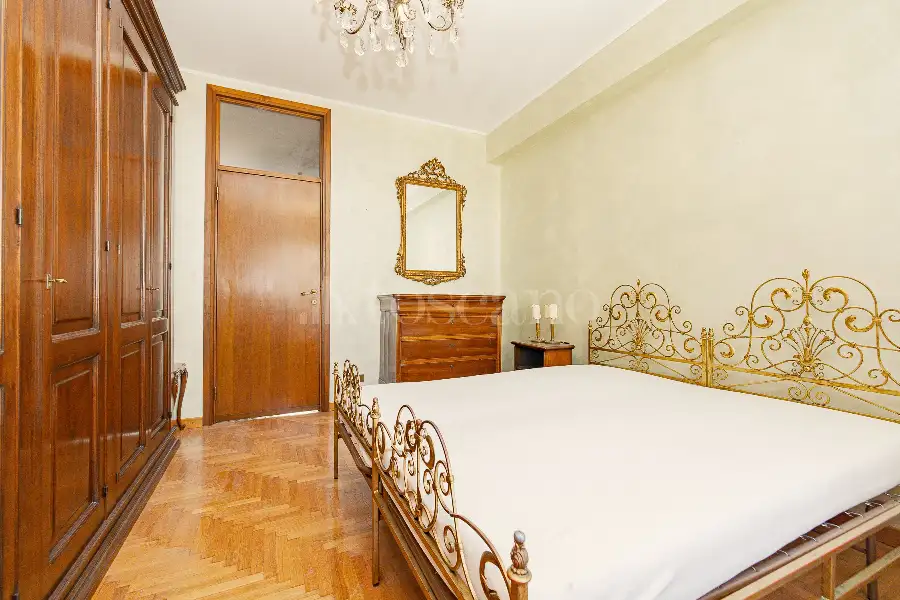 Casa in vendita di 180 mq a €1.395.000 (rif. 32/2026)