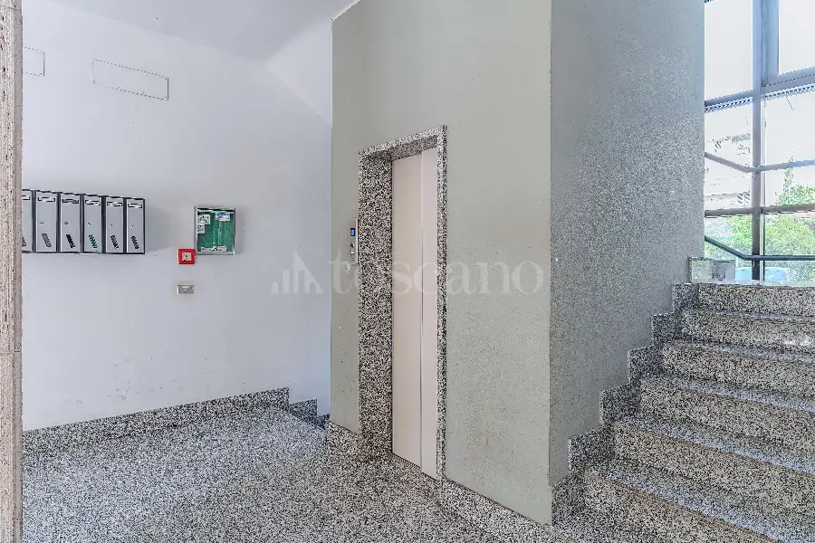 Attico in vendita di 185 mq a €737.000 (rif. 27/2026)