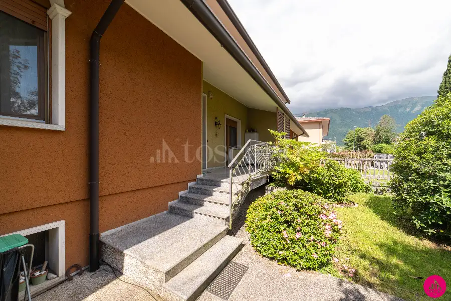 Villino a Schiera in vendita di 270 mq a €299.000 (rif. 98/2025)