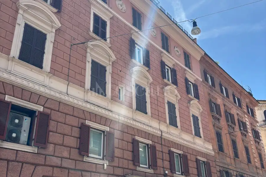 Casa in affitto di 140 mq a €4.400 (rif. 38/2025)