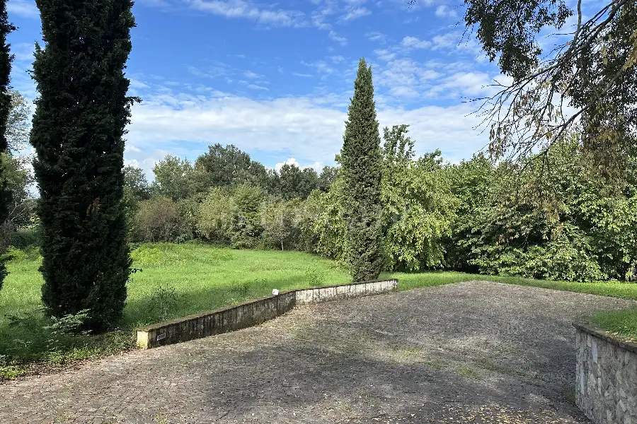 Villa in vendita di 870 mq a €729.000 (rif. 28/2024)