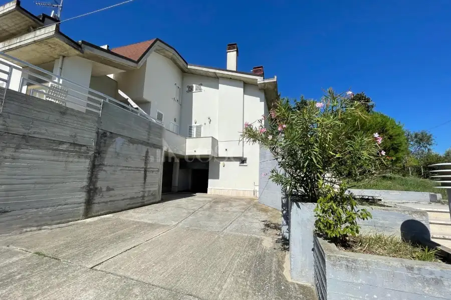 Villino a Schiera in vendita di 150 mq a €195.000 (rif. 42/2025)