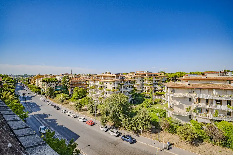 Attico in affitto di 82 mq a €1.900 (rif. 22/2026)
