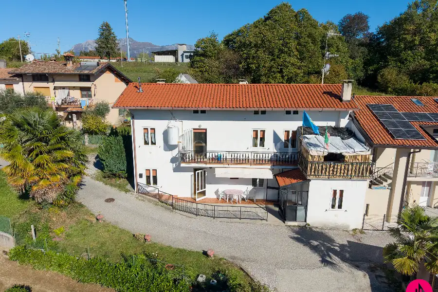 Villino a Schiera in vendita di 250 mq a €139.000 (rif. 71/2026)