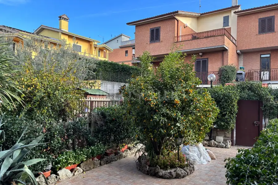 Villino a Schiera in vendita di 190 mq a €299.000 (rif. 95/2025)