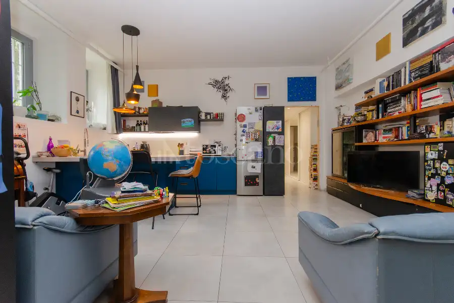 Laboratorio in vendita di 105 mq a €280.000 (rif. 18/2025)