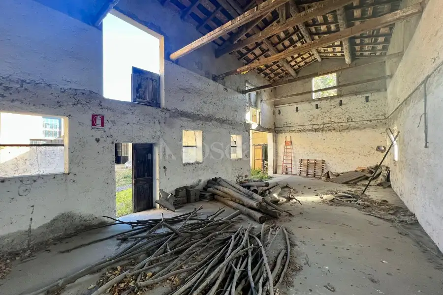 Rustico in vendita di 1.981 mq trattativa riservata (rif. 95/2022)