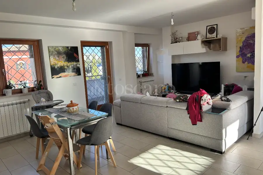 Attico in vendita di 110 mq a €549.000 (rif. 12/2026)