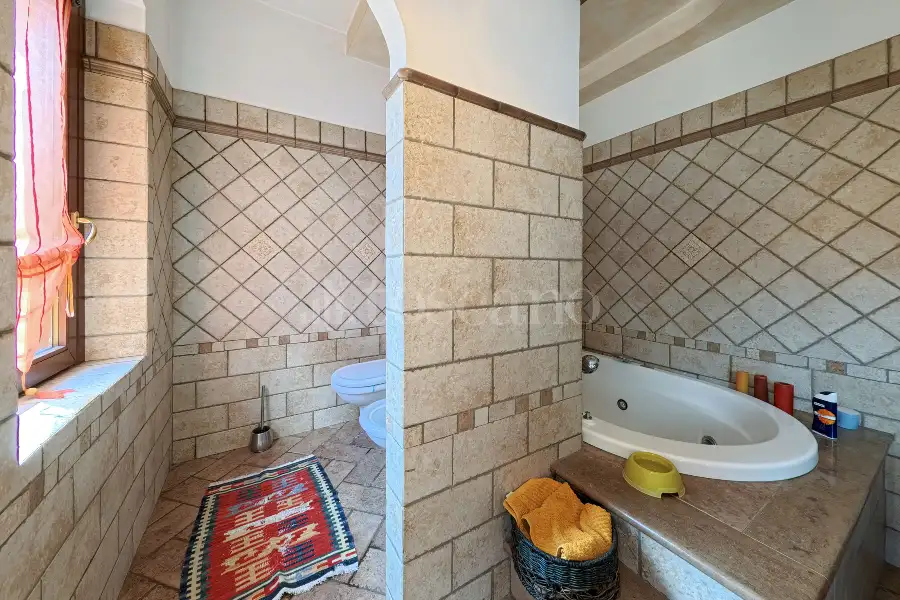 Villa in vendita di 270 mq a €630.000 (rif. 202/2026)
