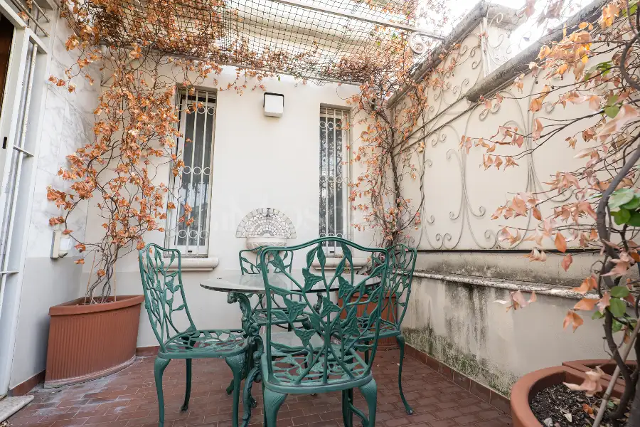 Casa in affitto di 175 mq a €4.000 (rif. 41/2026)