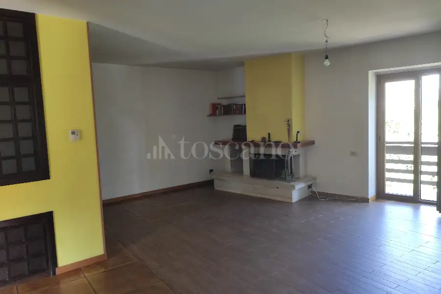 Casa in vendita di 240 mq a €160.000 (rif. 9/2025)
