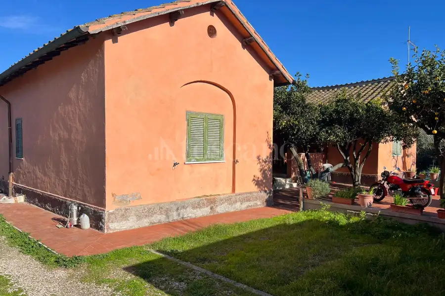 Villa in vendita di 180 mq a €460.000 (rif. 3/2026)