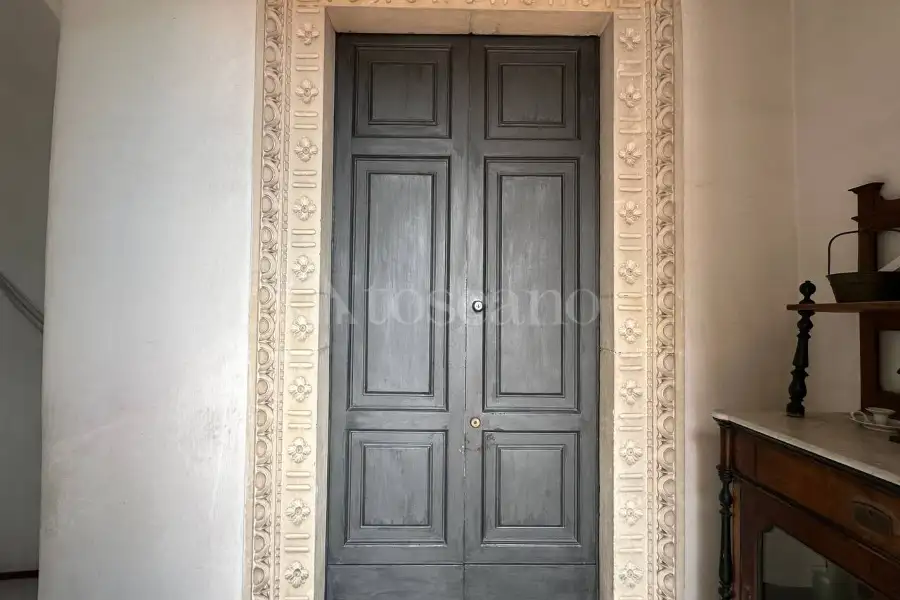 Casa Indipendente in vendita di 240 mq a €598.000 (rif. 44/2026)