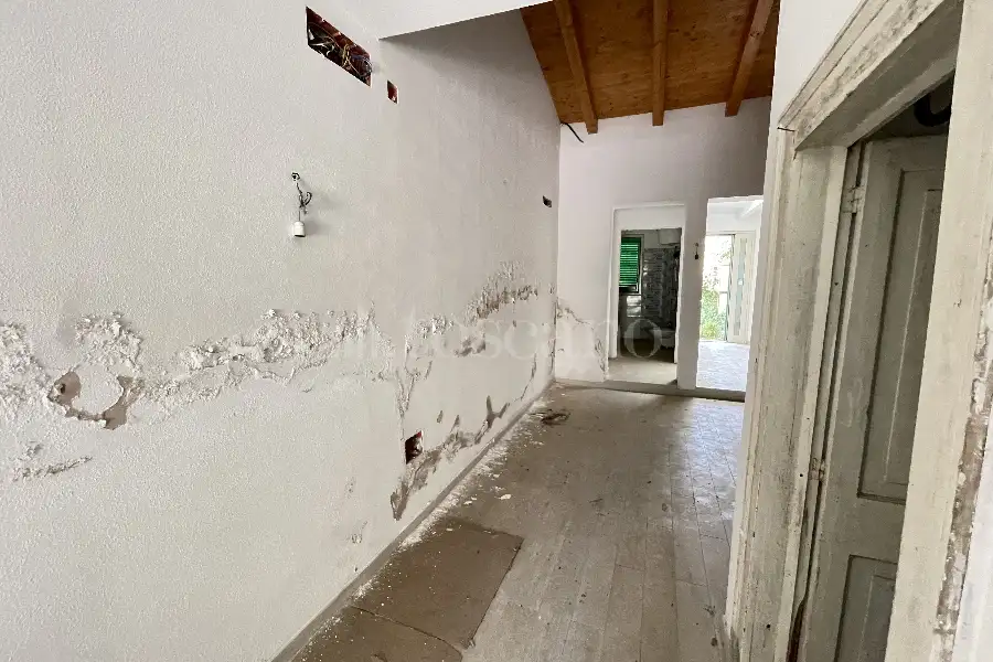 Casa Indipendente in vendita di 122 mq a €75.000 (rif. 15/2026)