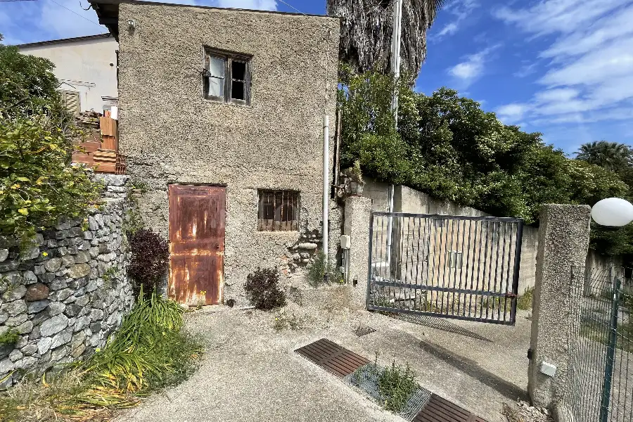 Casa Indipendente in vendita di 123 mq a €80.000 (rif. 8/2025)