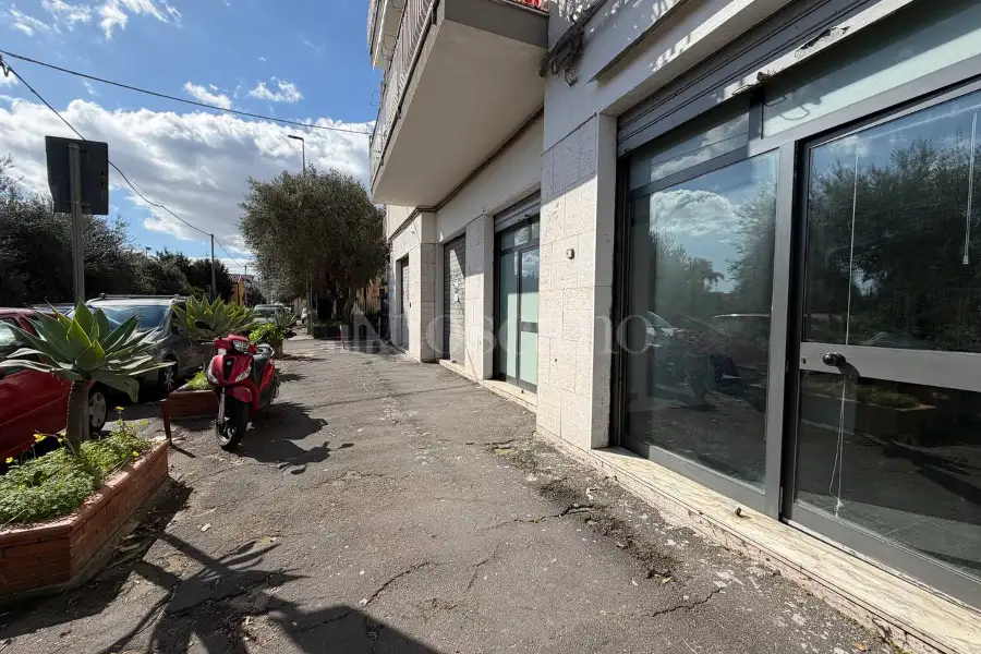 Negozio in vendita di 78 mq a €128.000 (rif. 211/2025)