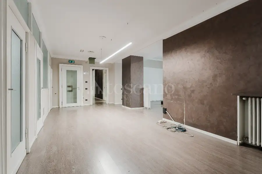 Casa in vendita di 270 mq a €2.990.000 (rif. 70/2025)