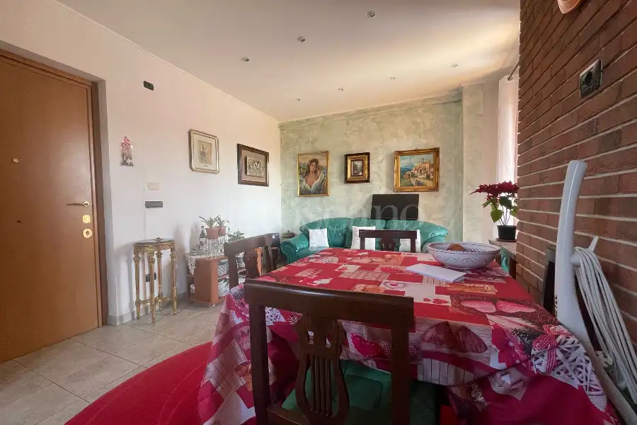 Villa in vendita di 320 mq a €339.000 (rif. 26/2025)