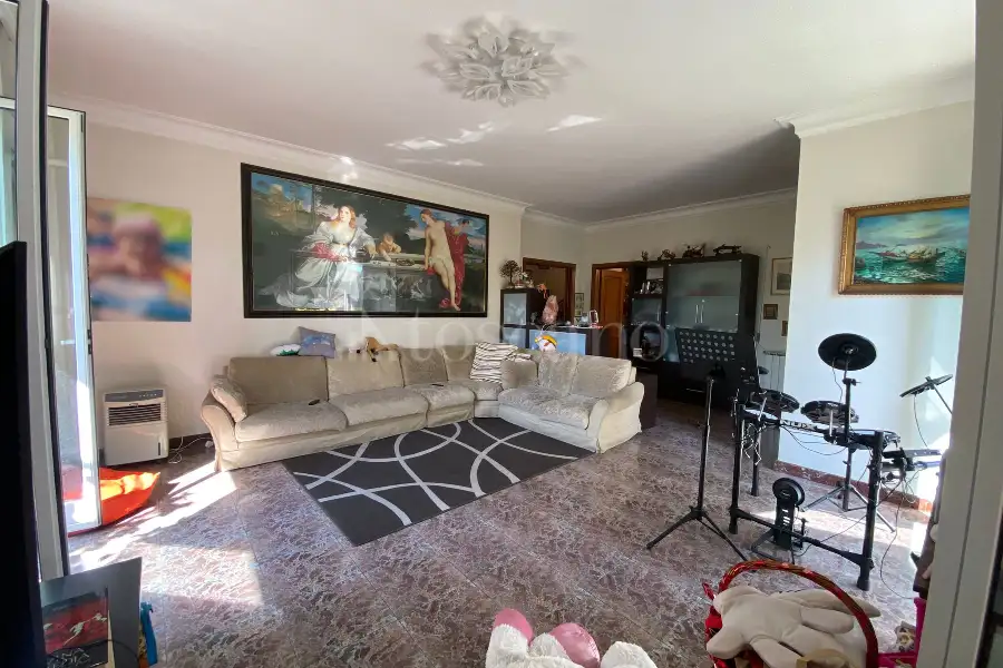 Villa Bifamiliare in vendita di 220 mq a €665.000 (rif. 44/2025)