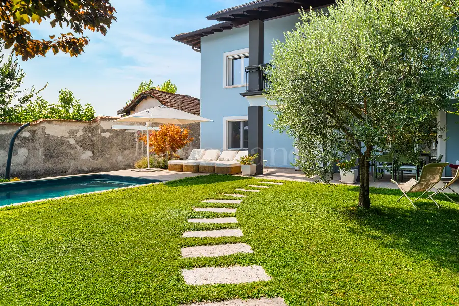 Villa in vendita di 300 mq a €525.000 (rif. 53/2026)
