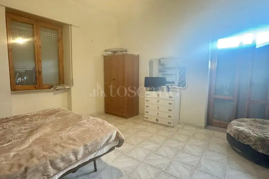 Palazzo in vendita di 306 mq a €60.000 (rif. 109/2025)