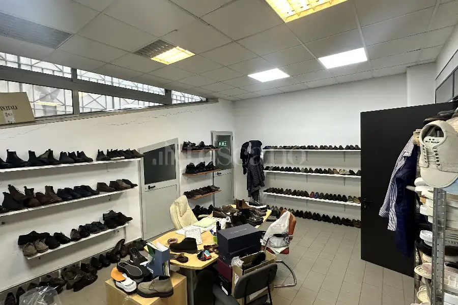 Ufficio in vendita di 190 mq a €1.200.000 (rif. 22/2026)