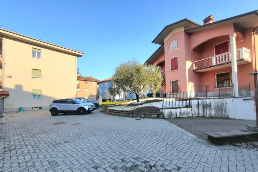 Villa in vendita di 550 mq a €970.000 (rif. 10/2026)