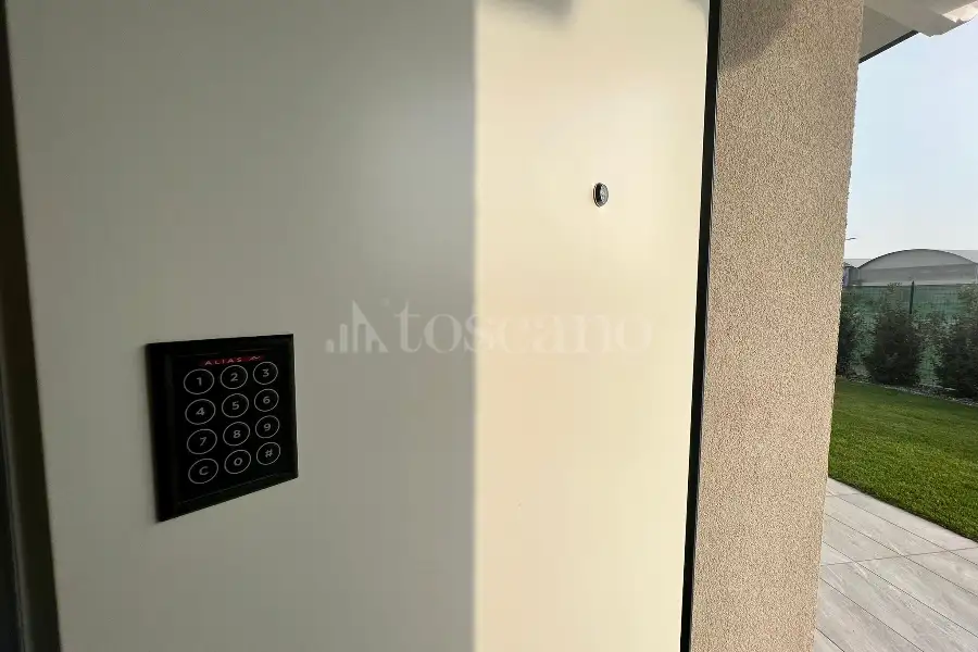 Villa in vendita di 155 mq a €620.000 (rif. 77/2022)