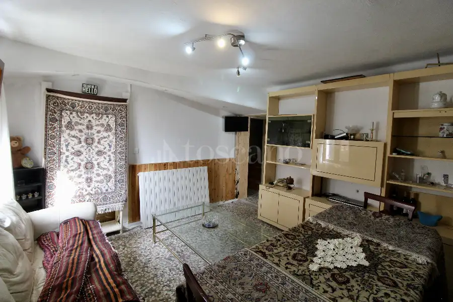 Casa Indipendente in vendita di 285 mq a €199.000 (rif. 49/2026)